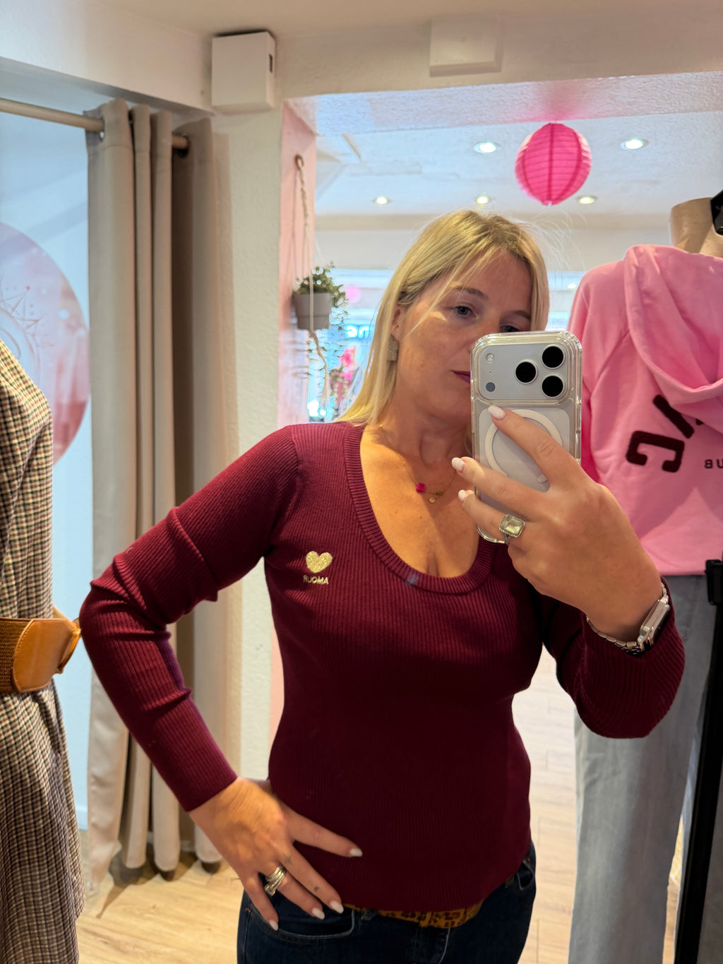 Pull Noelia